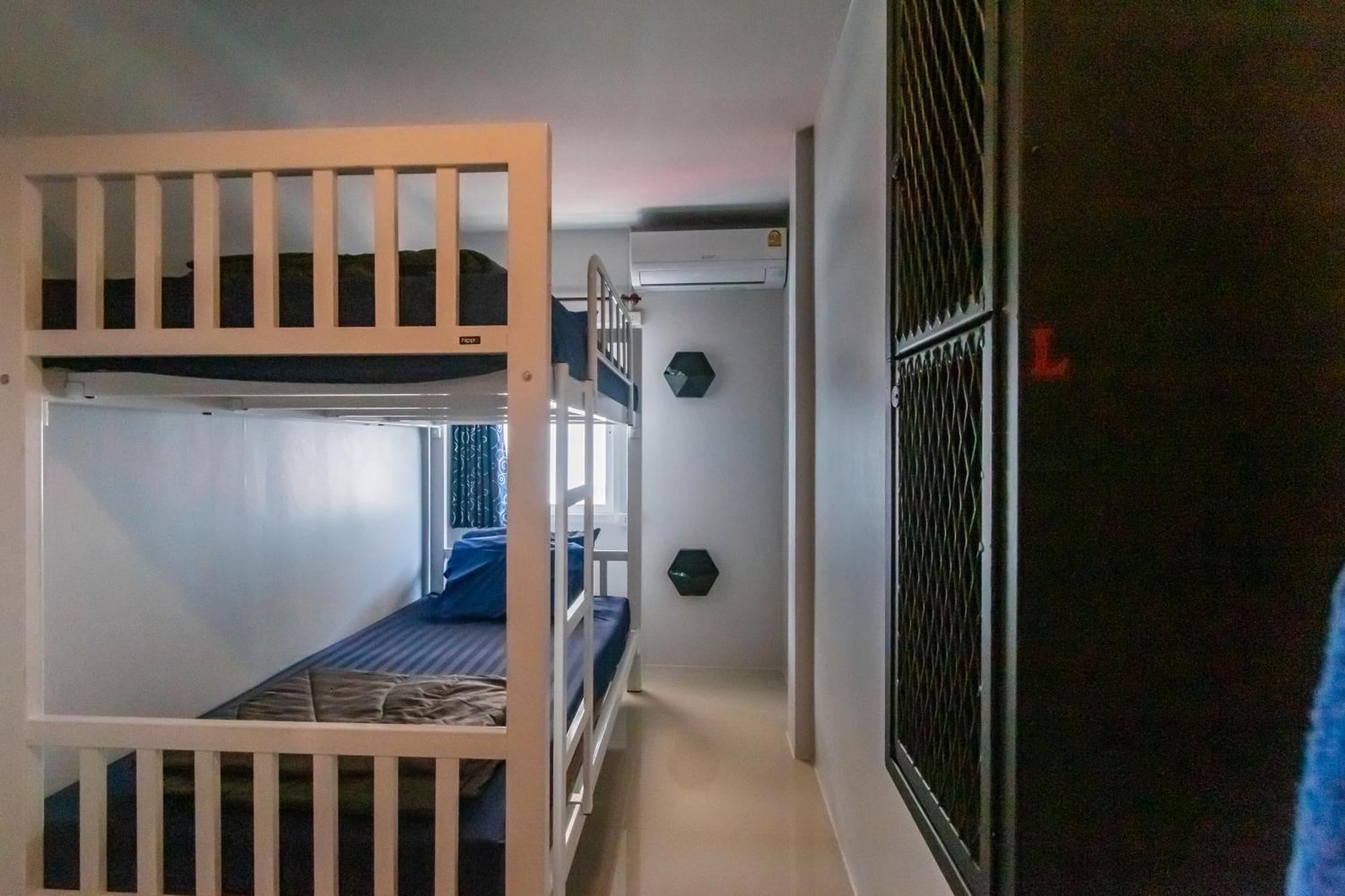 Sida Hostel 펫차부리 외부 사진